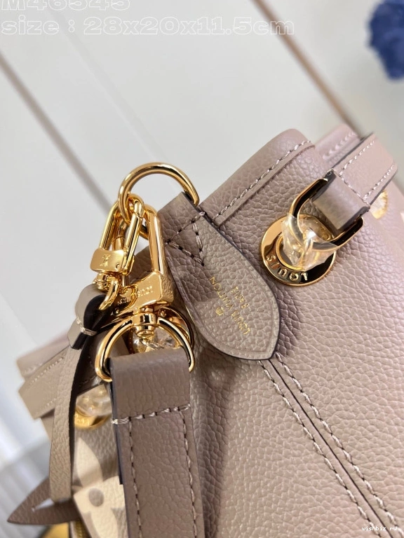 WIS Bundle-28*20*11.5CM Summer VUITTON LOUIS 0318